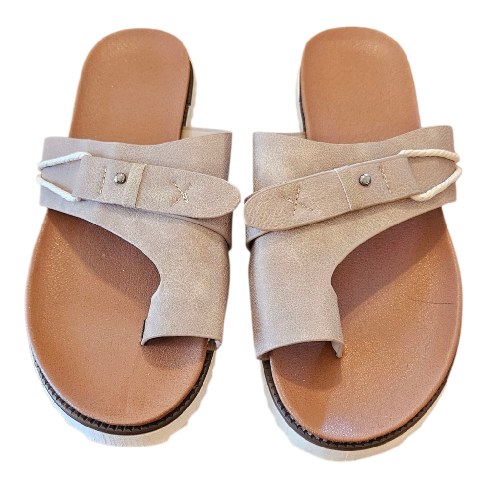 Women's Tan Othopedic Walking Sandals Amazon Basics Size 9